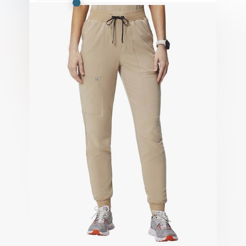 Fabletics high rise active scrub joggers NWOT